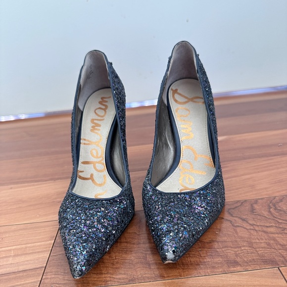 Sam Edelman Women’s Dea Midnight Confetti Glitter Pump - Picture 2 of 3